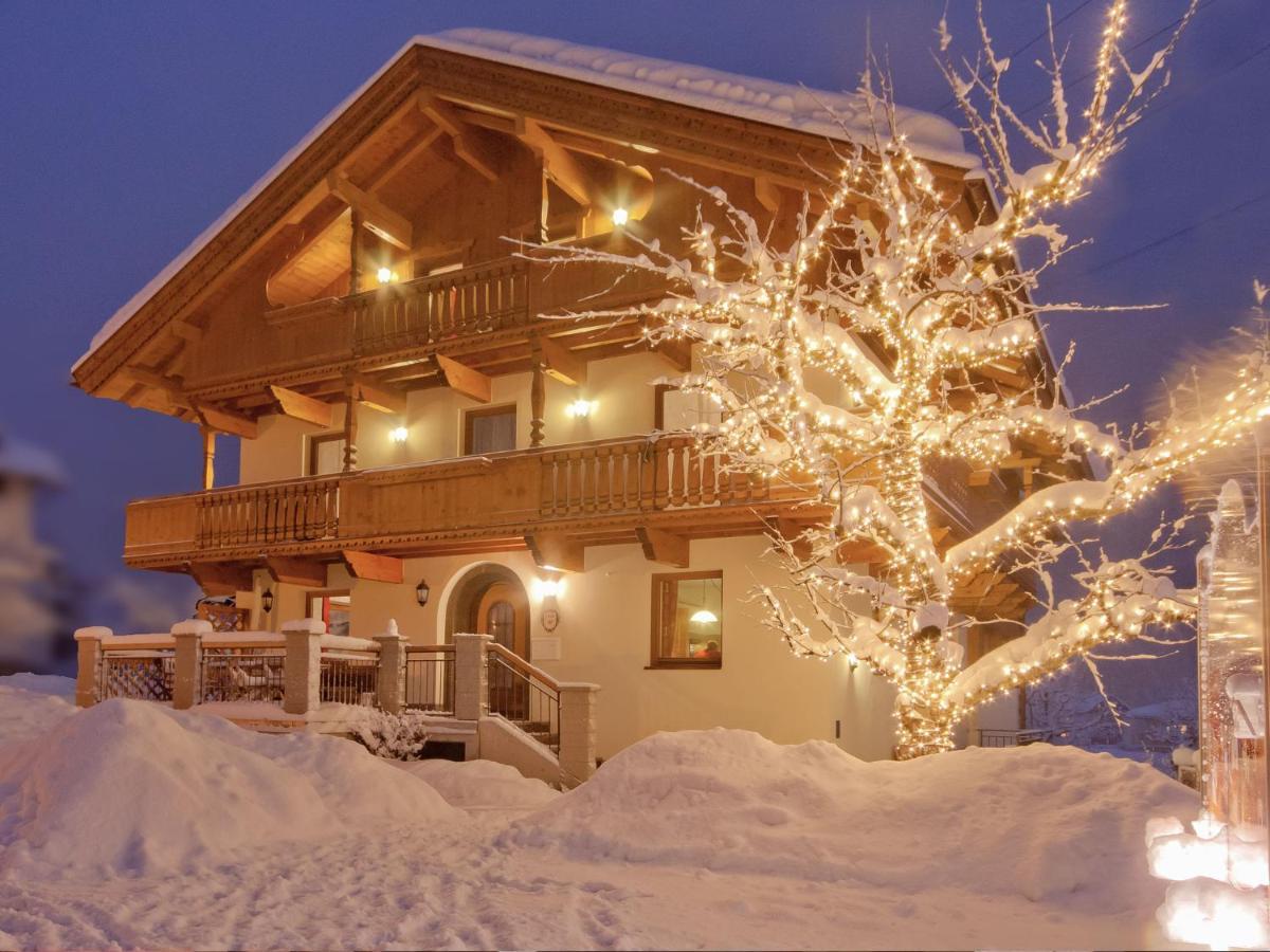 Apart Central – Premium Mountain&Garden Mayrhofen Extérieur photo