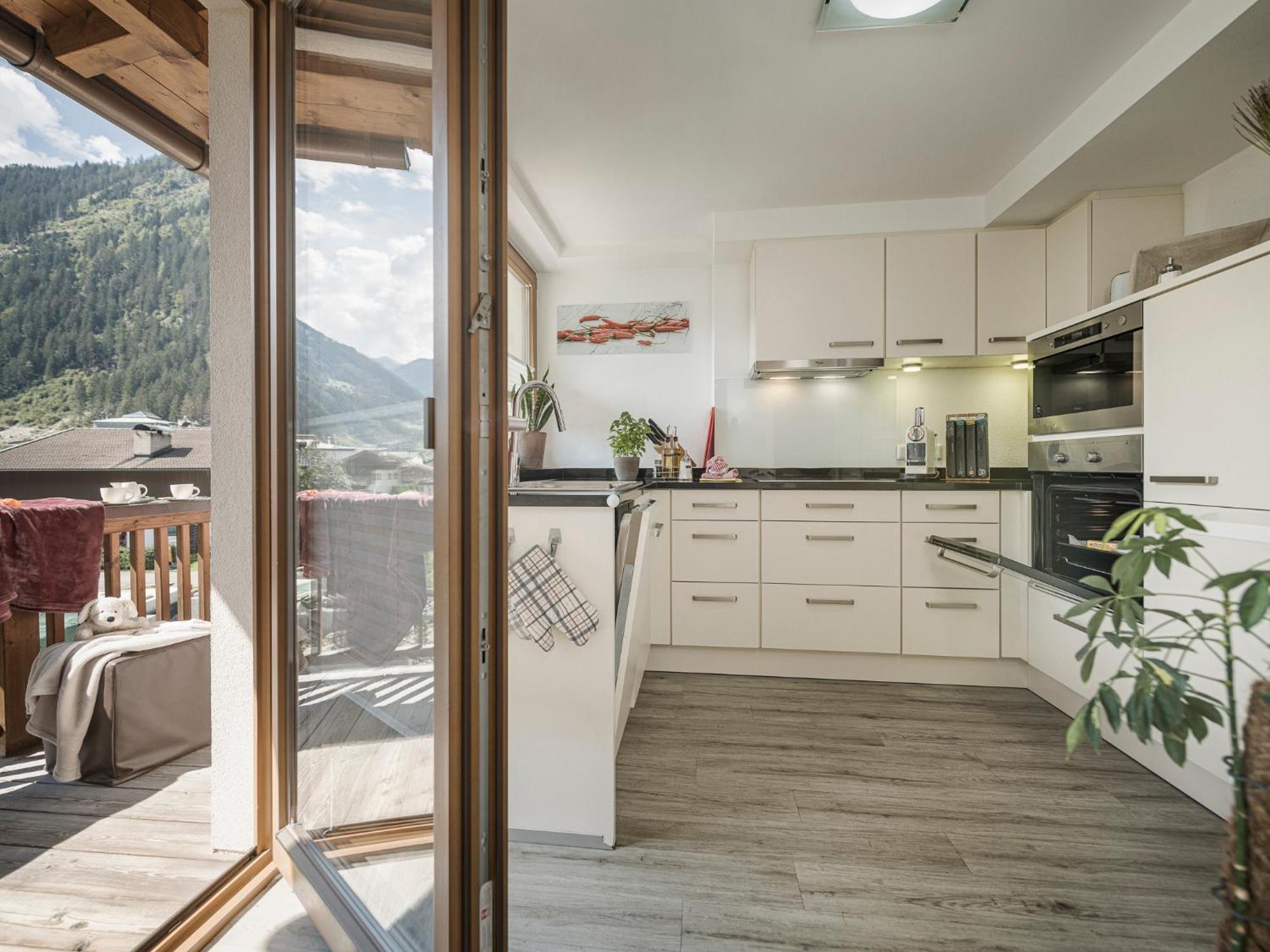 Apart Central – Premium Mountain&Garden Mayrhofen Extérieur photo