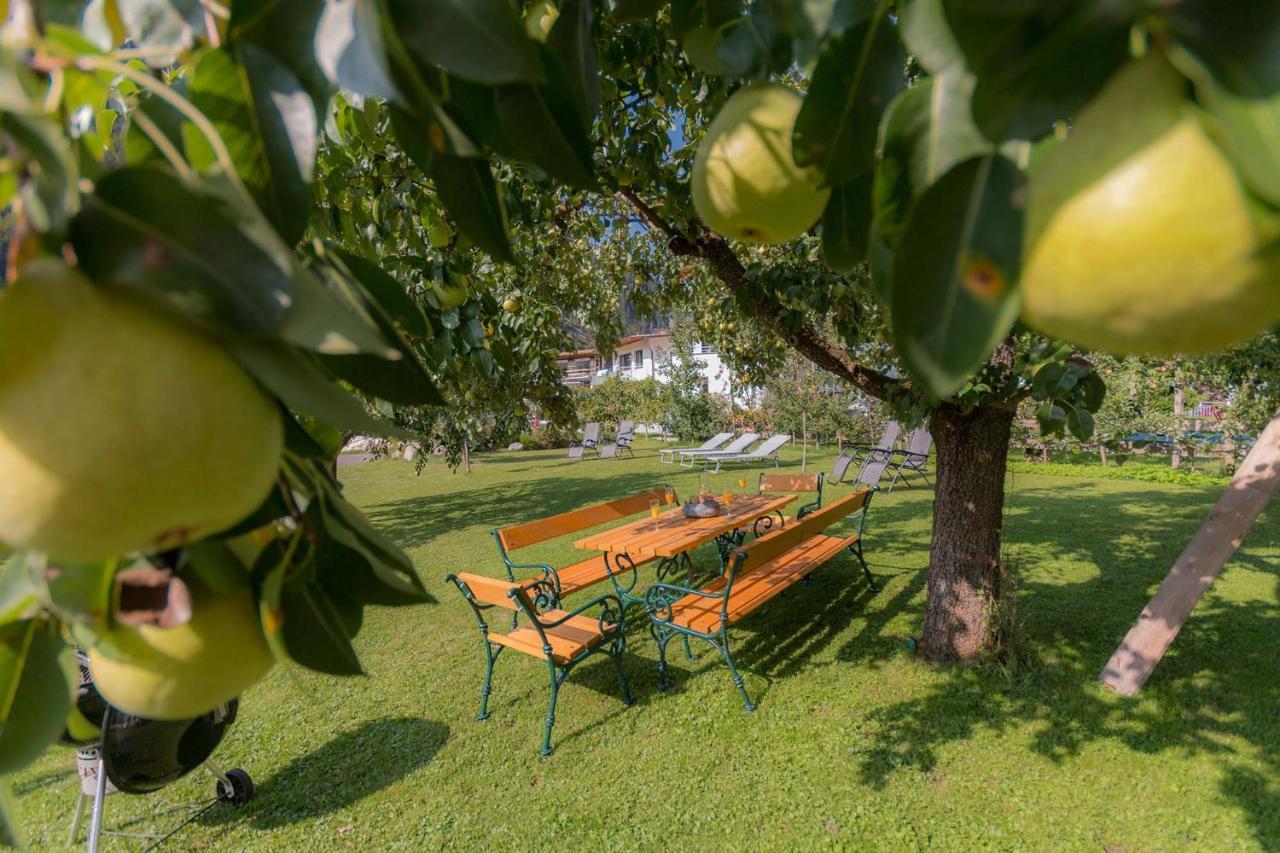 Apart Central – Premium Mountain&Garden Mayrhofen Extérieur photo